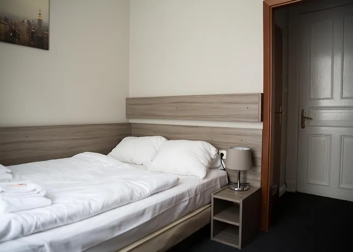 - Heefa Ohg Hotel 4*